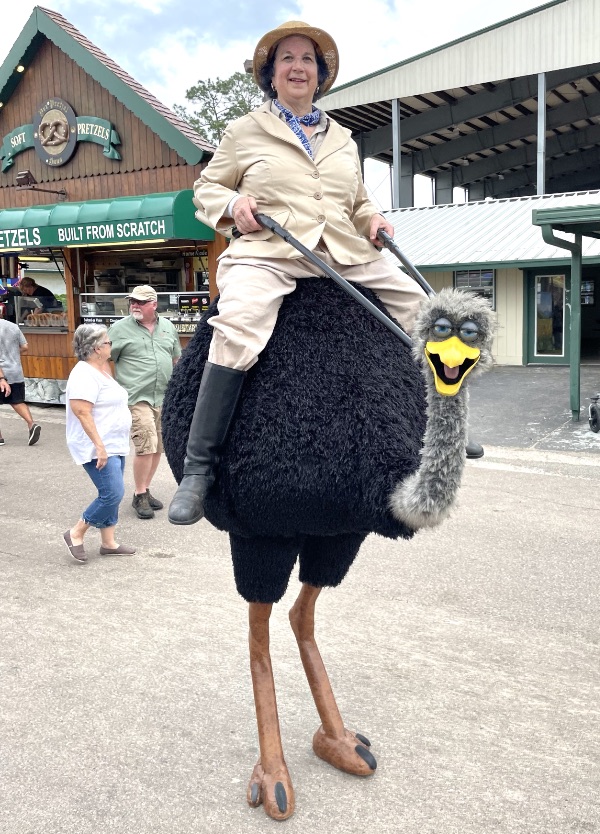 safari sam and oscar the ostrich